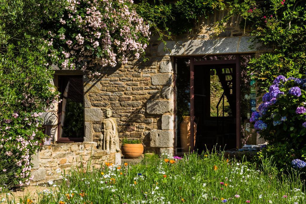 Melgven Bed And Breakfast La Fontaine Blanche מראה חיצוני תמונה